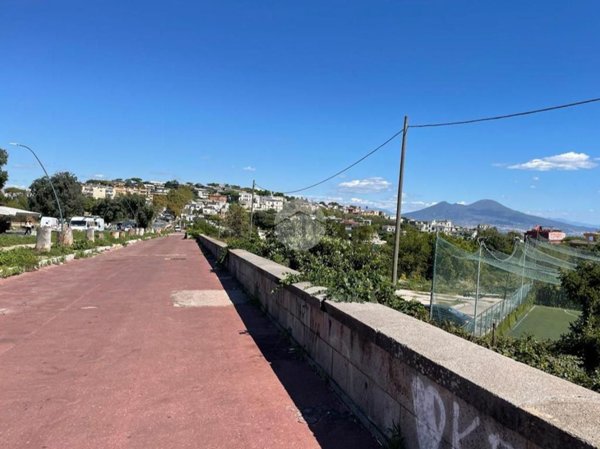 appartamento in vendita a Napoli in zona Posillipo