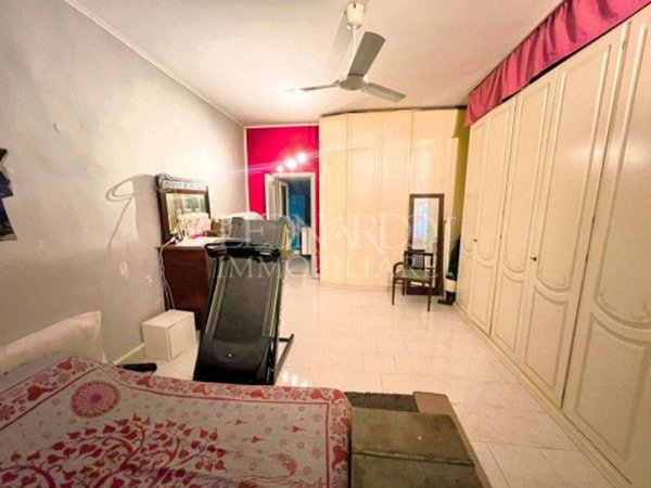 appartamento in vendita a Napoli in zona Stella