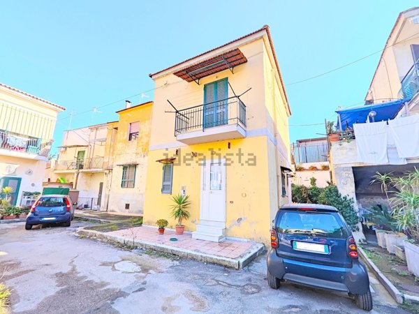 appartamento in vendita a Napoli in zona Chiaiano