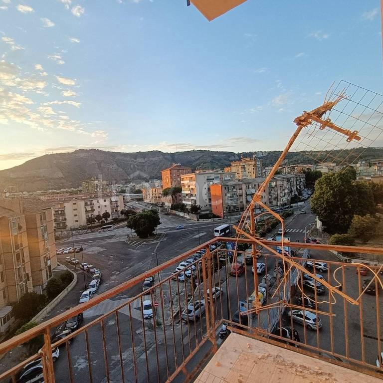 appartamento in vendita a Napoli in zona Soccavo