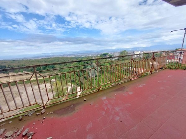 appartamento in vendita a Napoli in zona Chiaiano