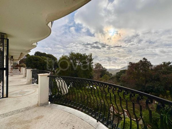 appartamento in vendita a Napoli in zona Capodimonte / Colli Aminei