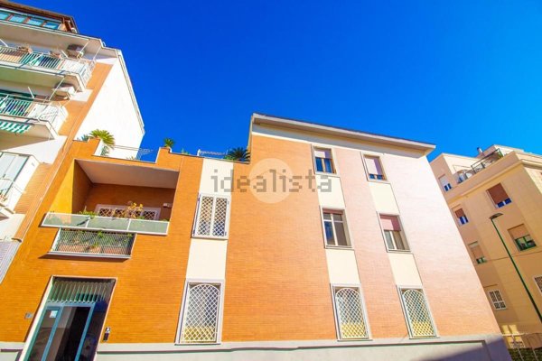 appartamento in vendita a Napoli in zona Vomero