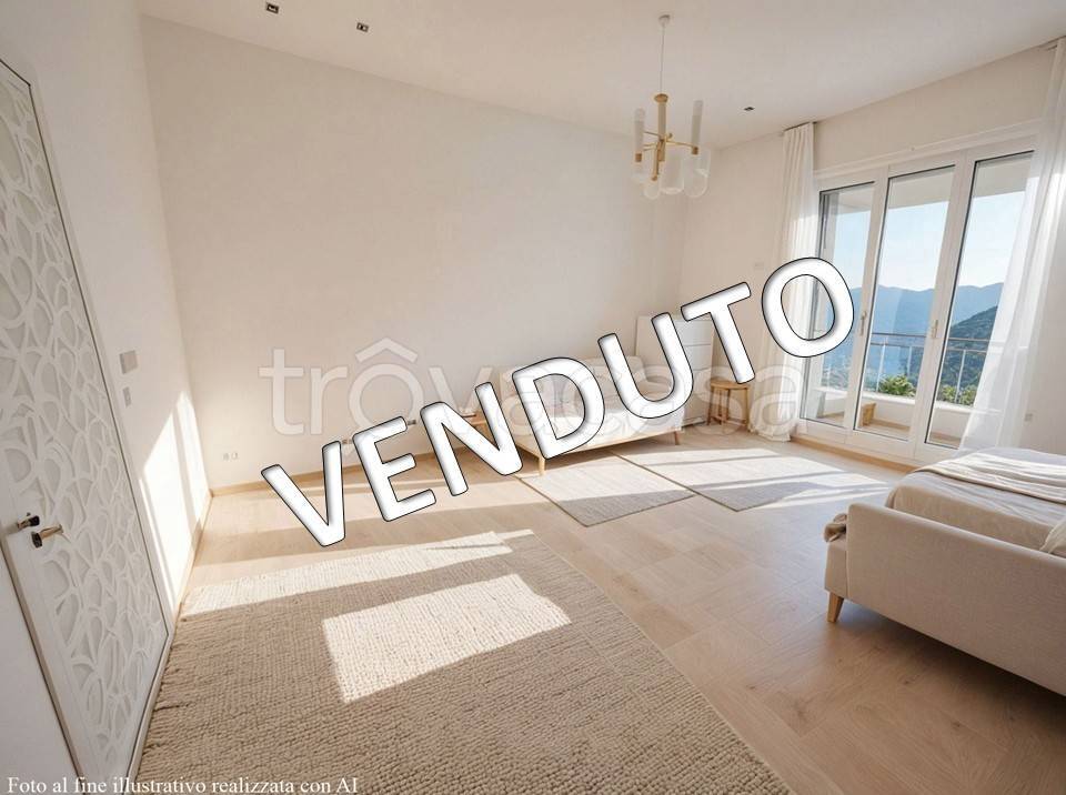 appartamento in vendita a Napoli in zona Vomero