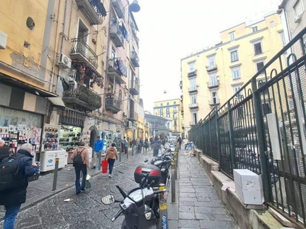 appartamento in vendita a Napoli in zona Montecalvario
