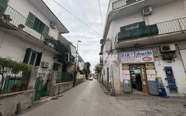 appartamento in vendita a Napoli in zona Chiaiano