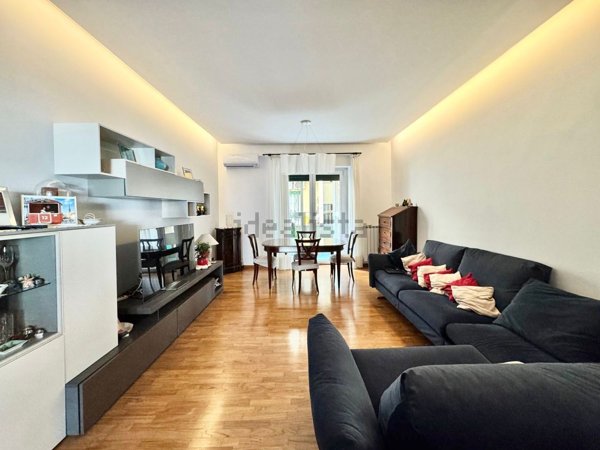 appartamento in vendita a Napoli in zona Vomero