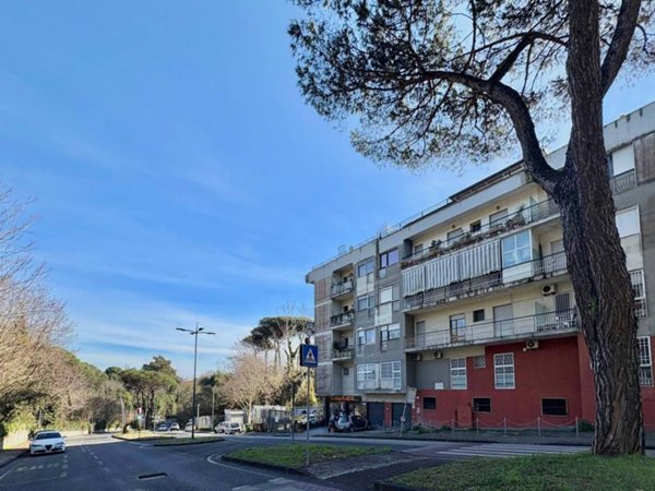 appartamento in vendita a Napoli in zona Capodimonte / Colli Aminei