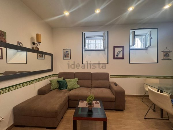 appartamento in vendita a Napoli in zona Bagnoli