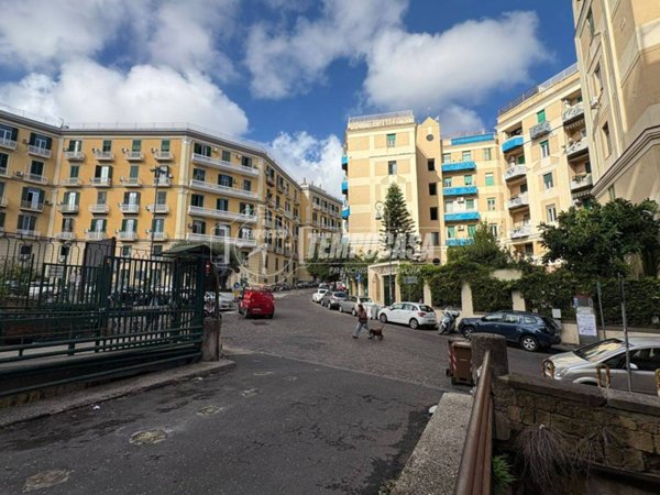 appartamento in vendita a Napoli in zona Arenella