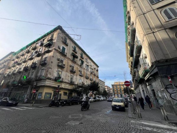 negozio in vendita a Napoli