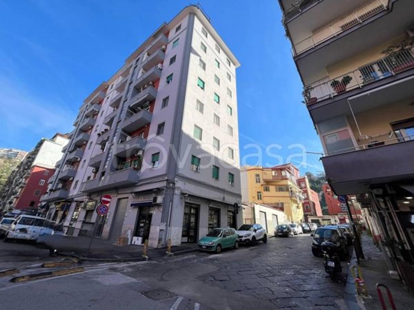 appartamento in vendita a Napoli in zona Fuorigrotta