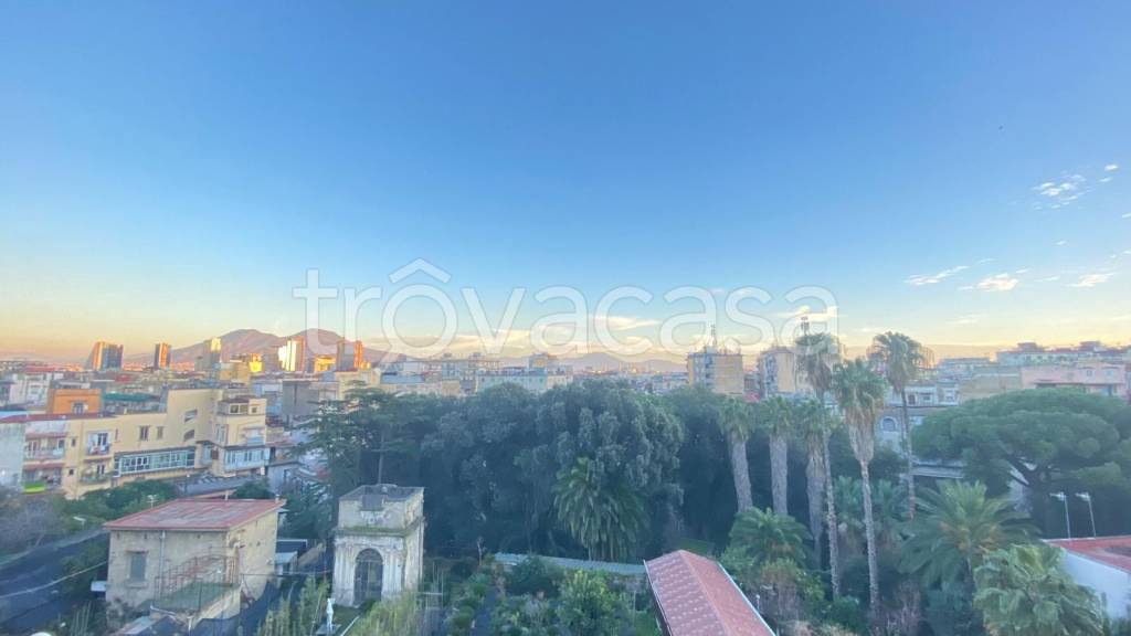 appartamento in vendita a Napoli in zona Mercato
