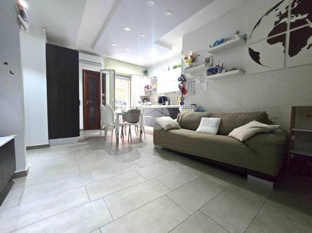 appartamento in vendita a Napoli in zona Vomero