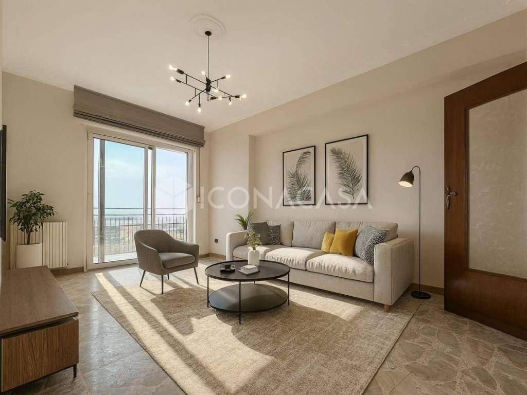 appartamento in vendita a Napoli in zona Arenella