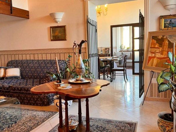 appartamento in vendita a Napoli in zona Vomero