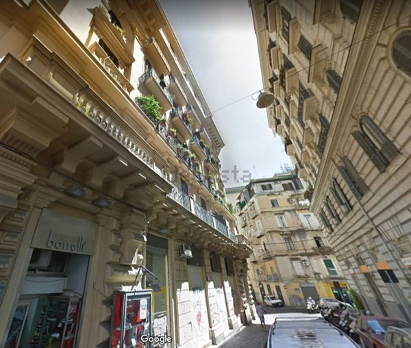 appartamento in vendita a Napoli