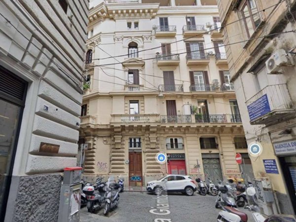 appartamento in vendita a Napoli