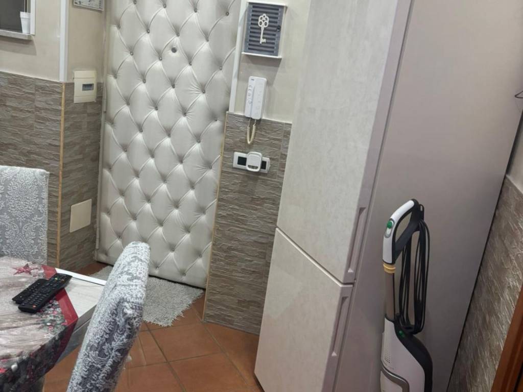 appartamento in vendita a Napoli in zona Barra