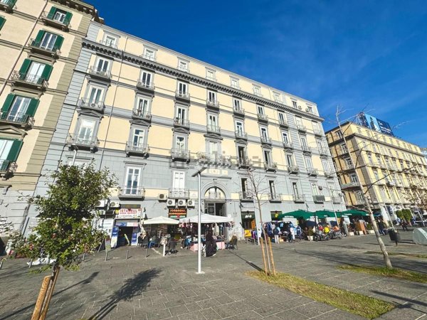 appartamento in vendita a Napoli in zona San Lorenzo