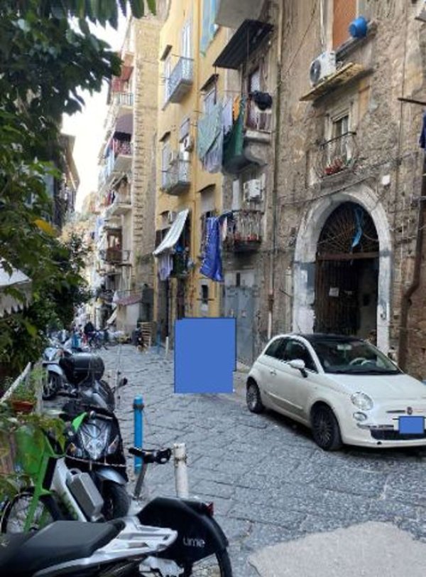 appartamento in vendita a Napoli in zona San Ferdinando