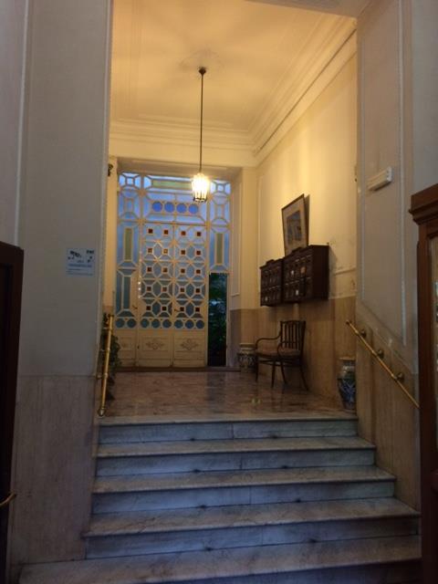 appartamento in vendita a Napoli in zona Chiaia