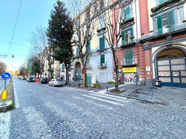 appartamento in vendita a Napoli in zona Stella
