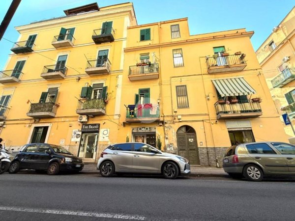 appartamento in vendita a Napoli in zona Bagnoli