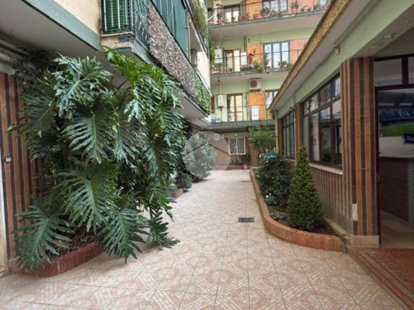 appartamento in vendita a Napoli in zona Capodimonte / Colli Aminei