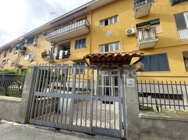 appartamento in vendita a Napoli in zona Soccavo