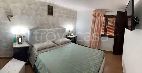 intera palazzina in vendita a Napoli in zona Stella