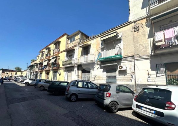appartamento in vendita a Napoli in zona Secondigliano