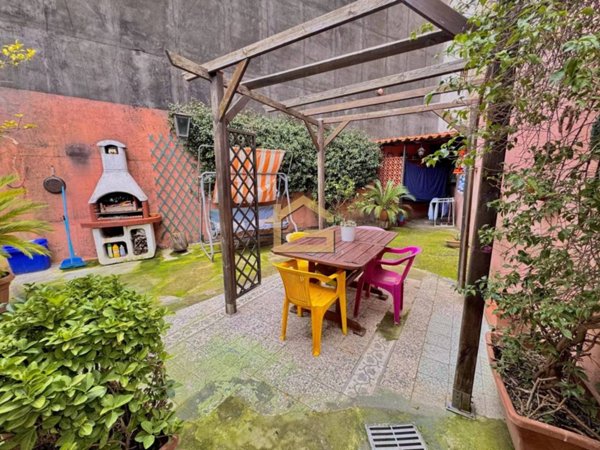 appartamento in vendita a Napoli in zona Miano