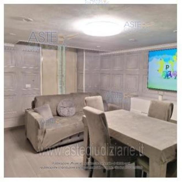 pentavano in vendita a Napoli