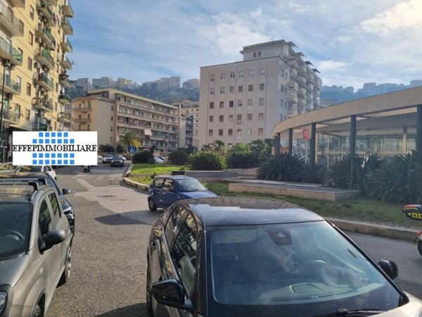 appartamento in vendita a Napoli in zona Fuorigrotta
