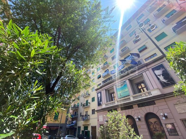 appartamento in vendita a Napoli in zona San Ferdinando