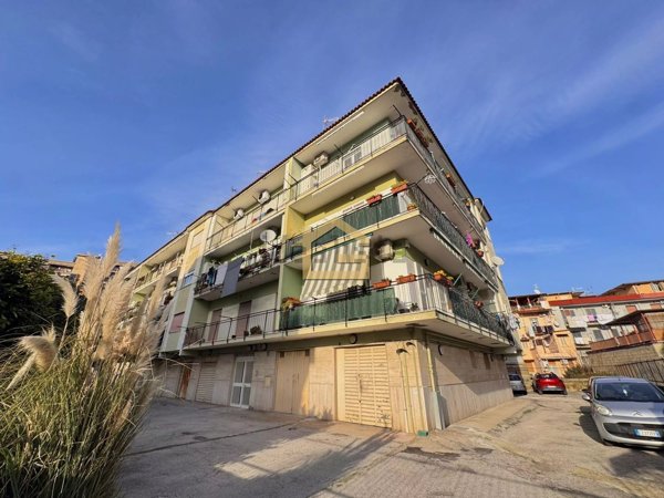 appartamento in vendita a Napoli in zona Miano