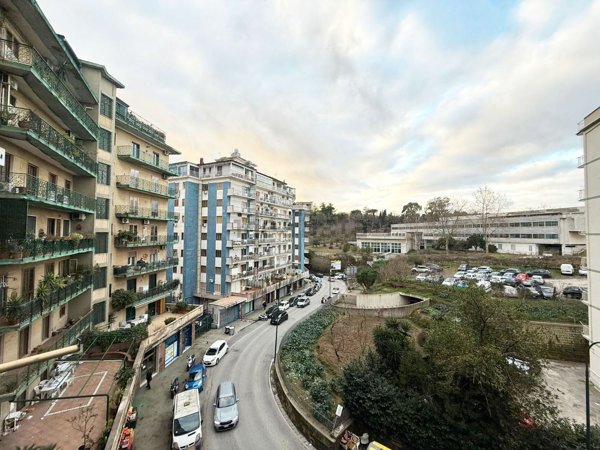 appartamento in vendita a Napoli