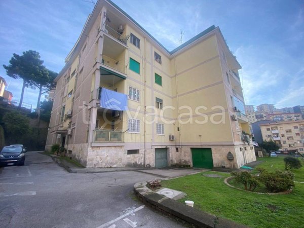 appartamento in vendita a Napoli in zona Soccavo