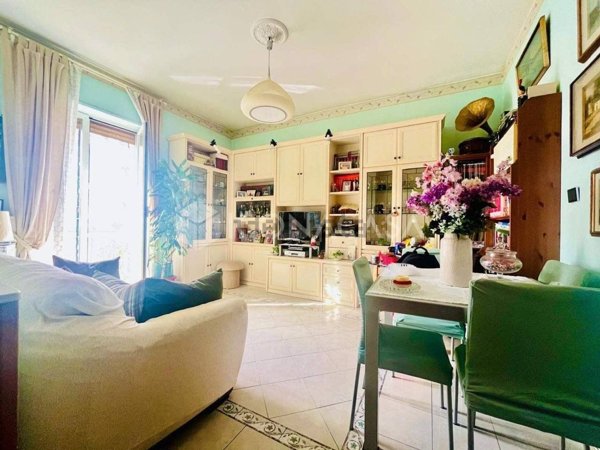 appartamento in vendita a Napoli in zona Arenella