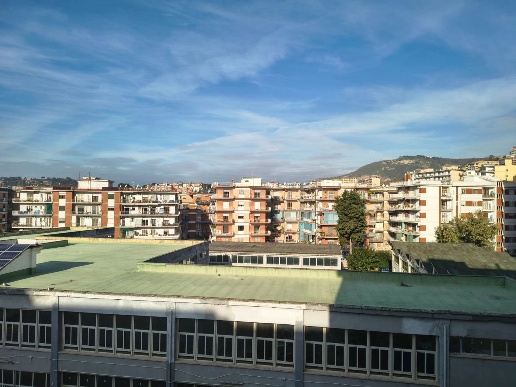 appartamento in vendita a Napoli in zona Chiaia