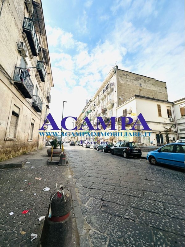 capannone in vendita a Napoli in zona San Pietro a Patierno