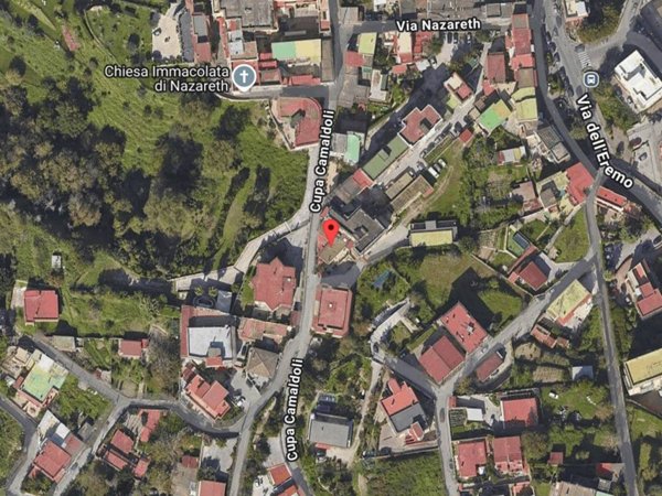 casa indipendente in vendita a Napoli in zona Camaldoli