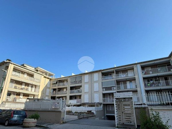 appartamento in vendita a Napoli in zona Barra