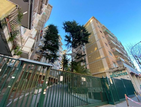 appartamento in vendita a Napoli