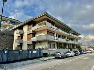 appartamento in vendita a Napoli in zona Posillipo