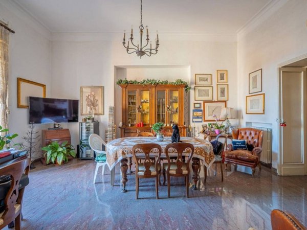 appartamento in vendita a Napoli in zona Arenella