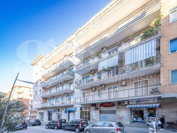 appartamento in vendita a Napoli in zona Capodimonte / Colli Aminei