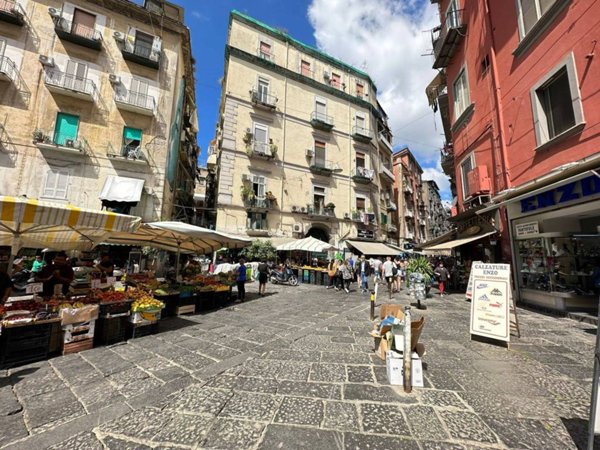 appartamento in vendita a Napoli