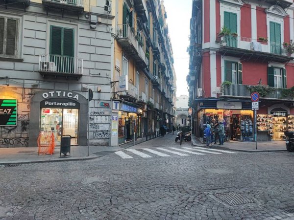 negozio in vendita a Napoli